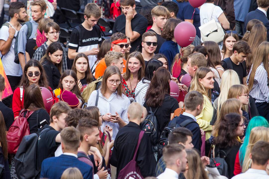 Šventinė VU studentų eisena