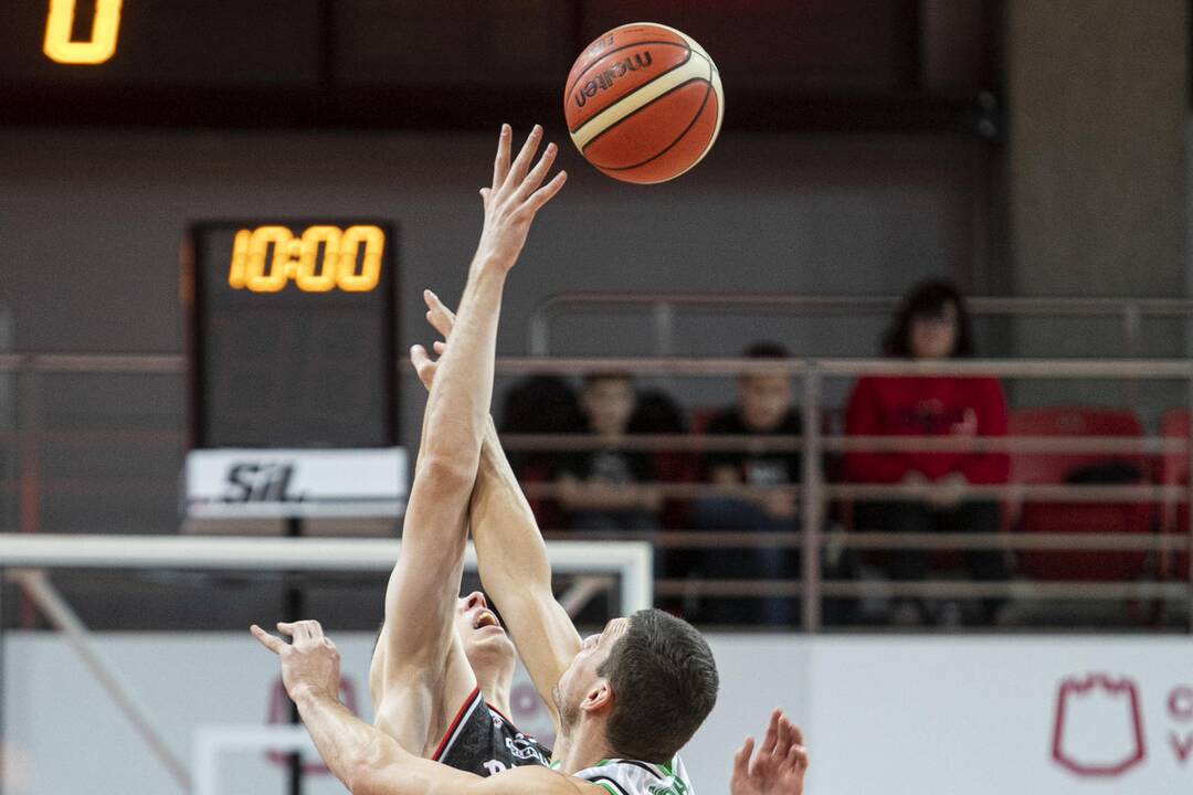 LKL:  Vilniaus „Rytas“ – Alytaus „Sintek-Dzūkija“  98:85
