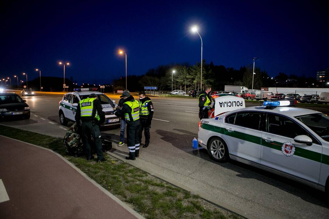 Kaunas uždaromas beveik trims paroms