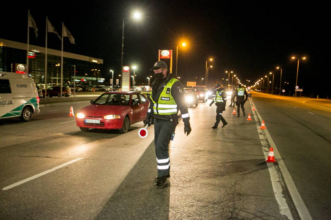 Kaunas uždaromas beveik trims paroms