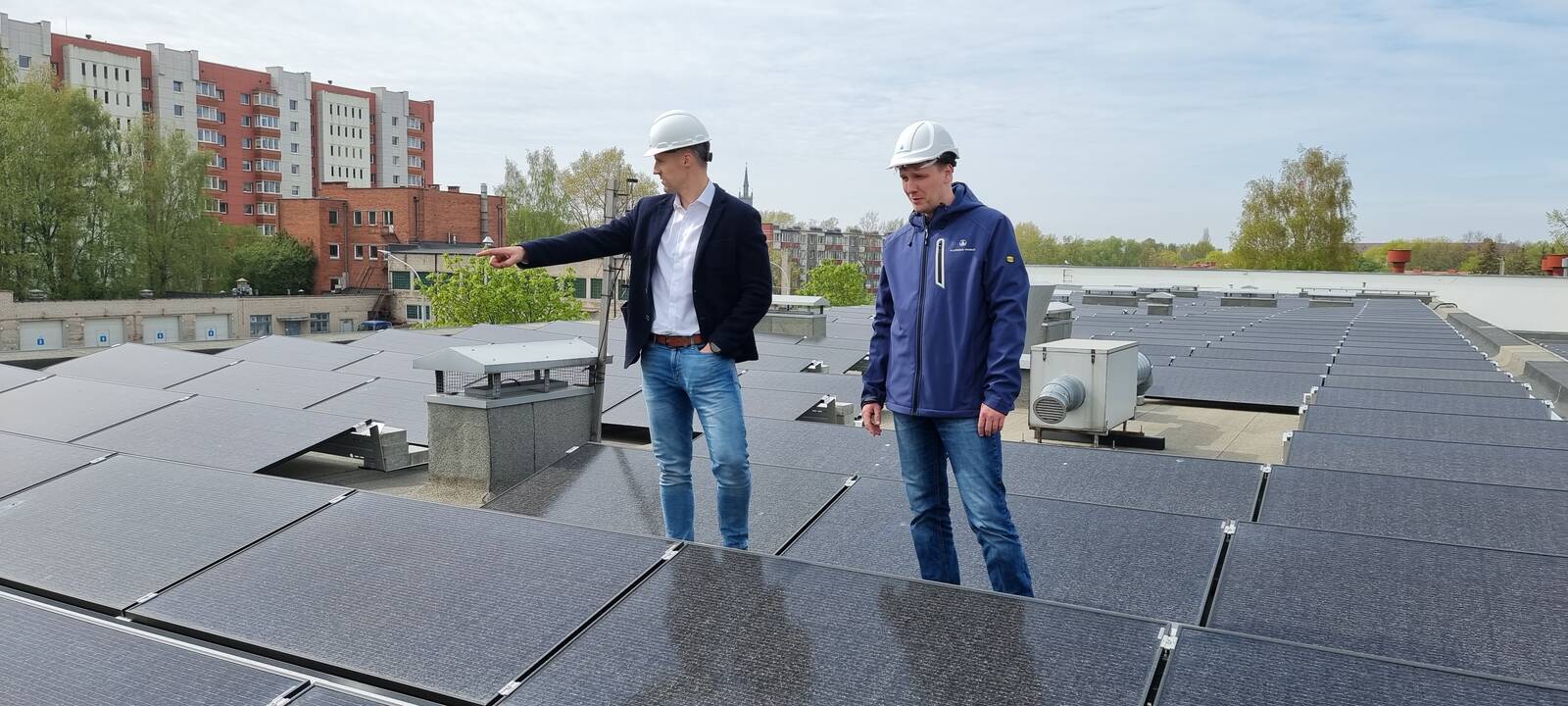 AB „Klaipėdos vanduo“ generalinis direktorius Benitas Jonikas ir Energetikos skyriaus vadovas Rokas Macijauskas.