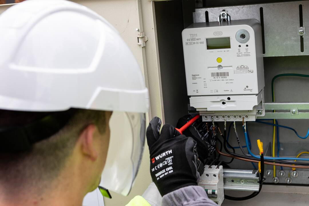 ESO pradėjo išmaniųjų elektros skaitiklių projektą