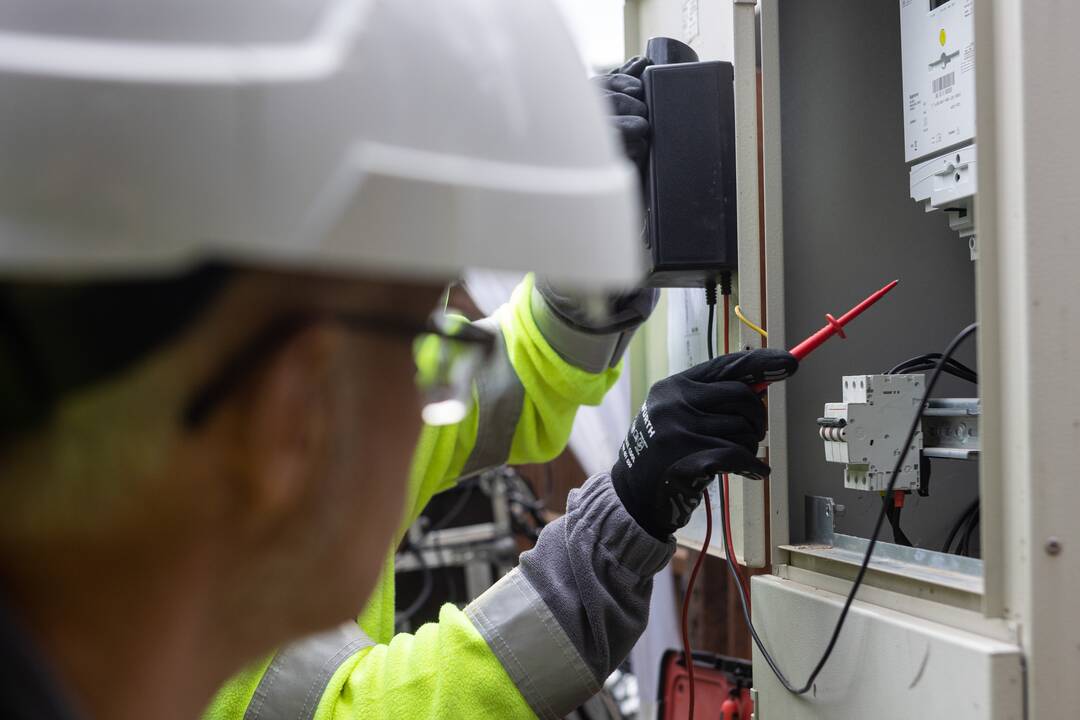 ESO pradėjo išmaniųjų elektros skaitiklių projektą