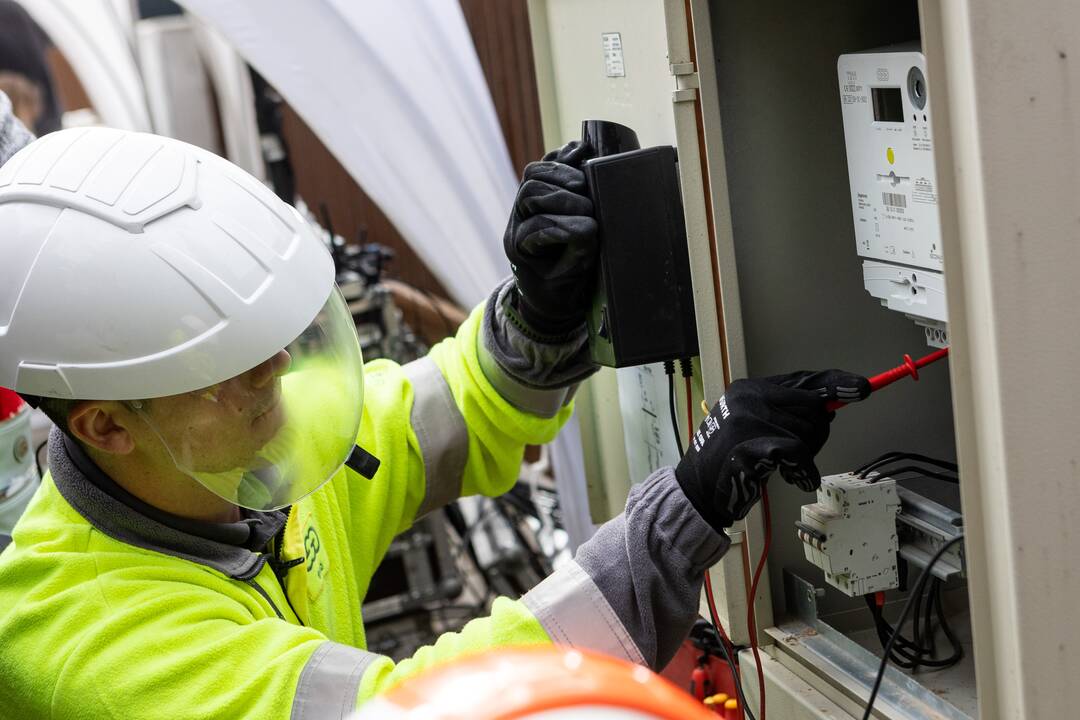 ESO pradėjo išmaniųjų elektros skaitiklių projektą