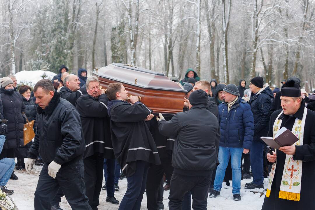 V. Katunskytės laidotuvės