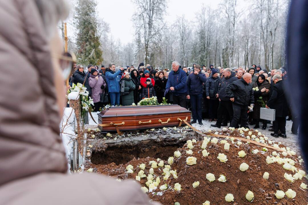 V. Katunskytės laidotuvės
