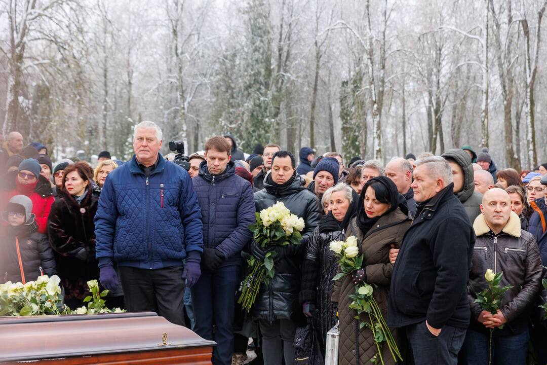 V. Katunskytės laidotuvės
