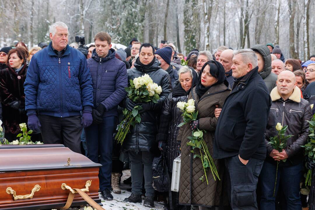 V. Katunskytės laidotuvės