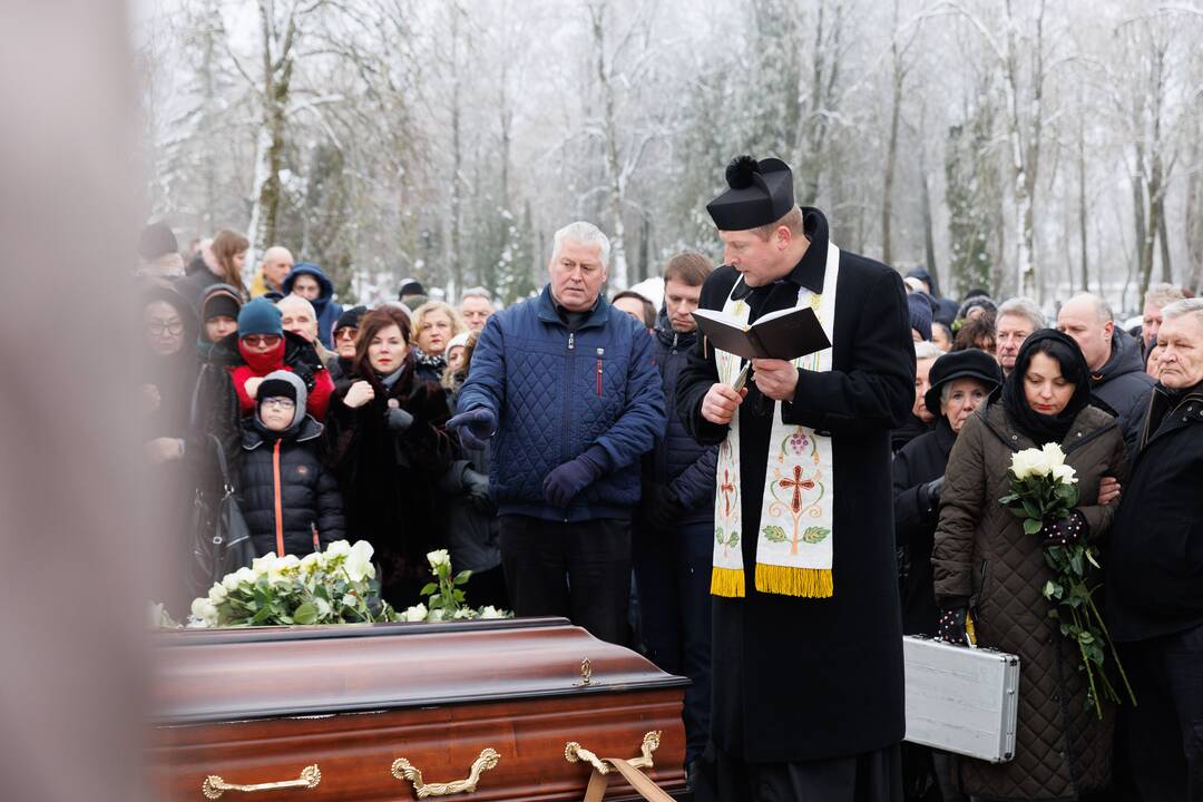 V. Katunskytės laidotuvės