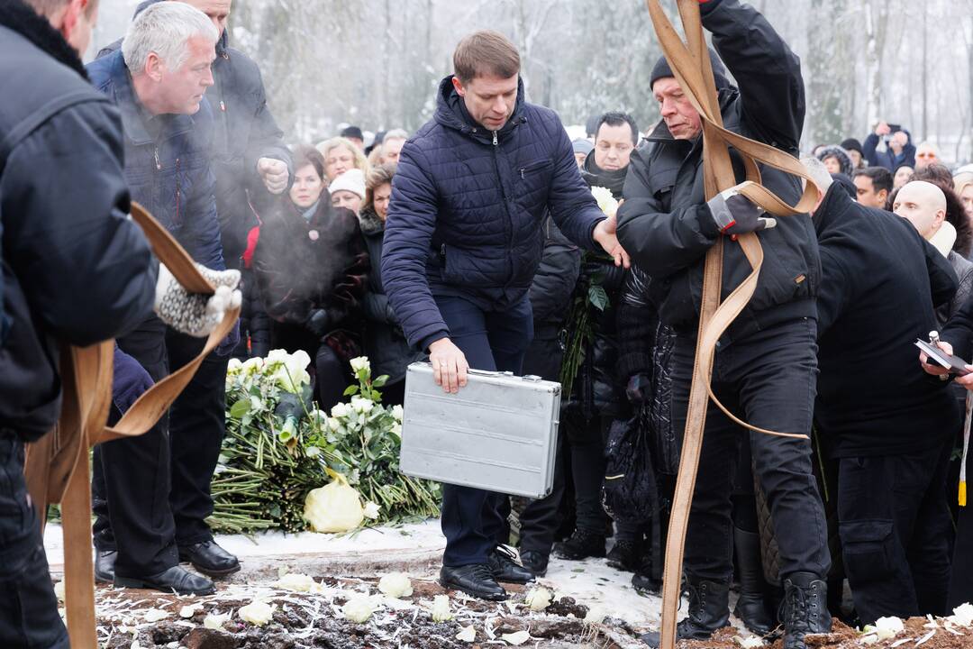 V. Katunskytės laidotuvės
