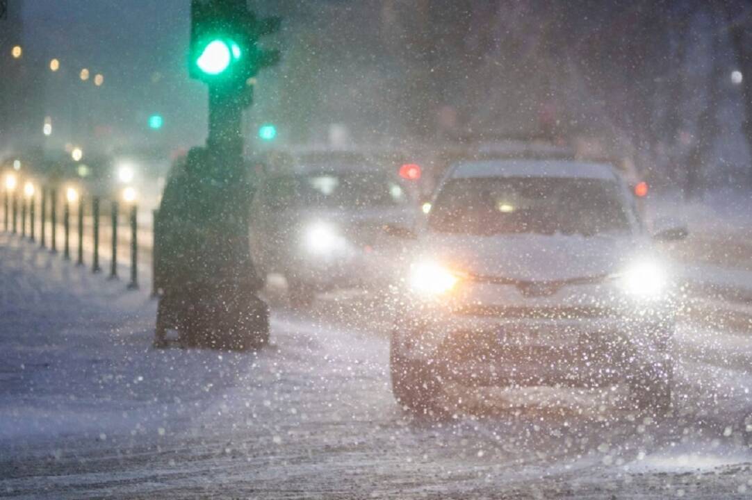 Kelininkai: mažesnio intensyvumo keliai provėžoti, padengti sniegu