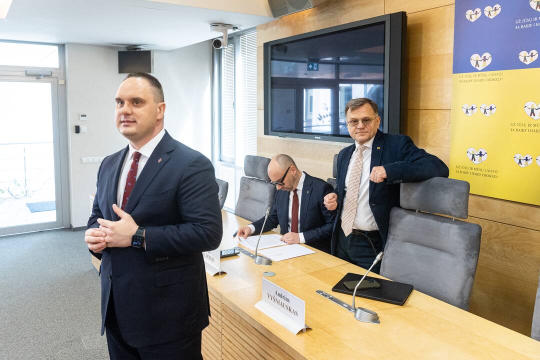 Seimo komisijos dėl VSD pranešėjo informacijos spaudos konferencija
