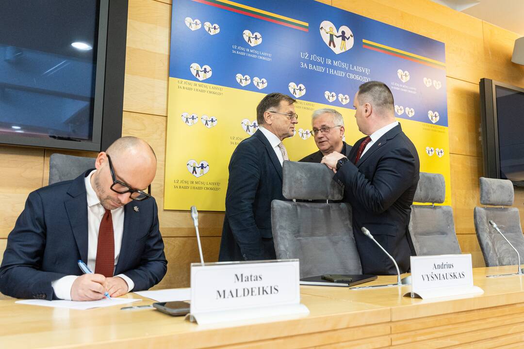 Seimo komisijos dėl VSD pranešėjo informacijos spaudos konferencija