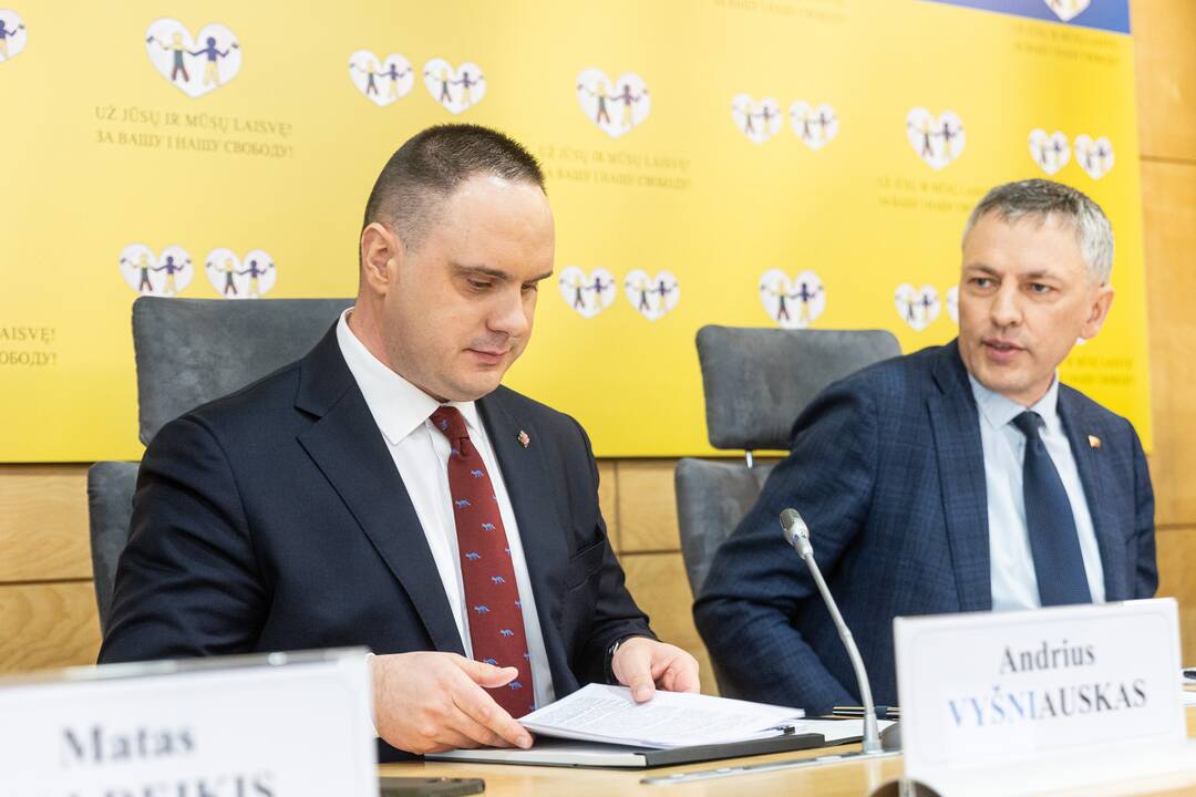 Seimo komisijos dėl VSD pranešėjo informacijos spaudos konferencija