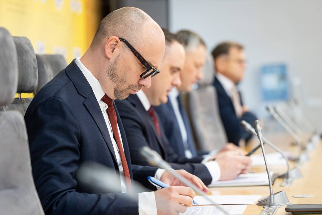 Seimo komisijos dėl VSD pranešėjo informacijos spaudos konferencija