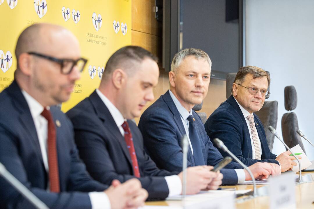 Seimo komisijos dėl VSD pranešėjo informacijos spaudos konferencija