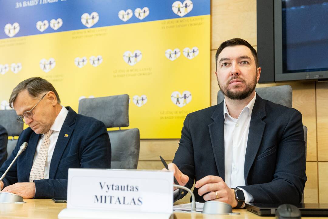 Seimo komisijos dėl VSD pranešėjo informacijos spaudos konferencija