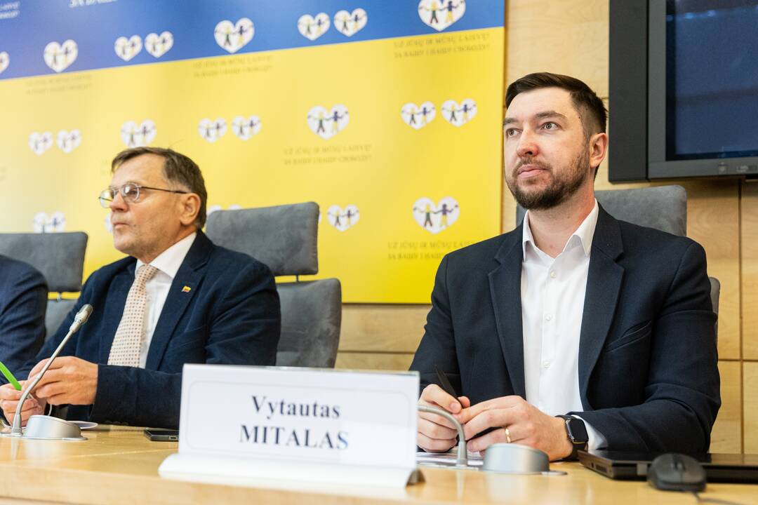 Seimo komisijos dėl VSD pranešėjo informacijos spaudos konferencija