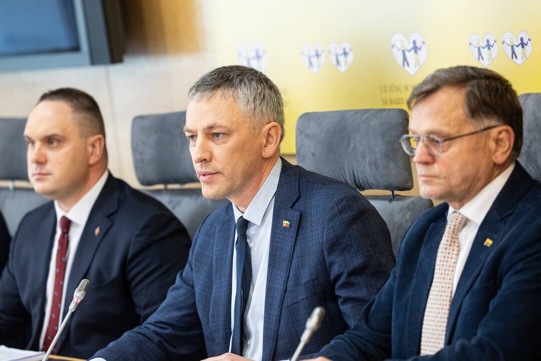 Seimo komisijos dėl VSD pranešėjo informacijos spaudos konferencija