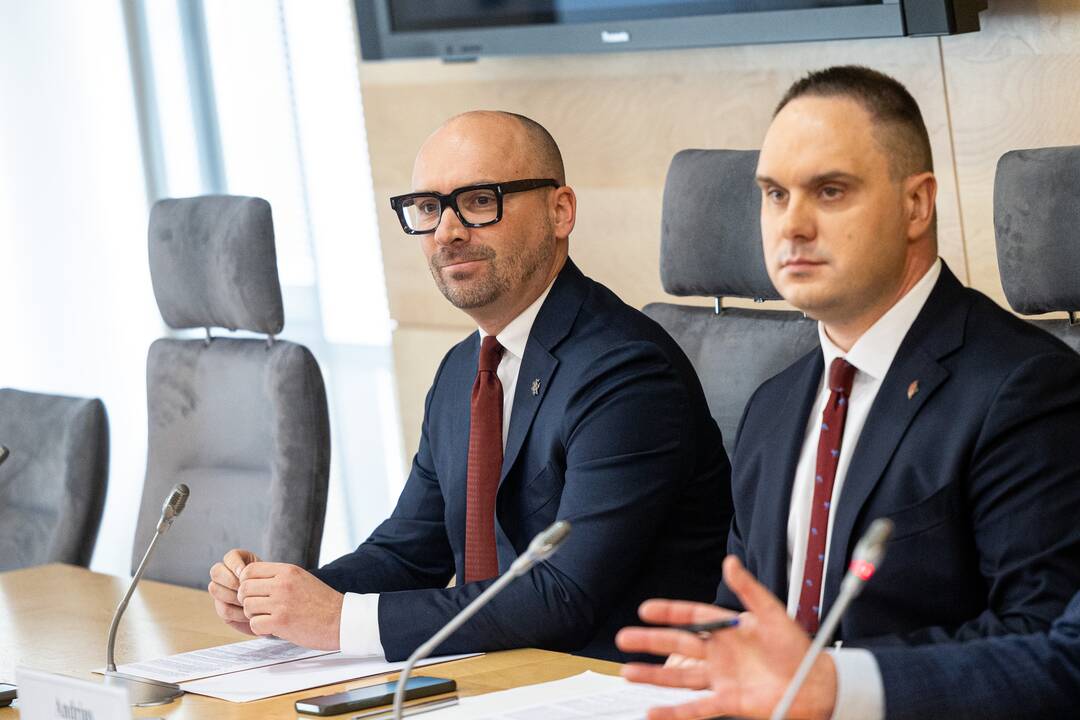 Seimo komisijos dėl VSD pranešėjo informacijos spaudos konferencija
