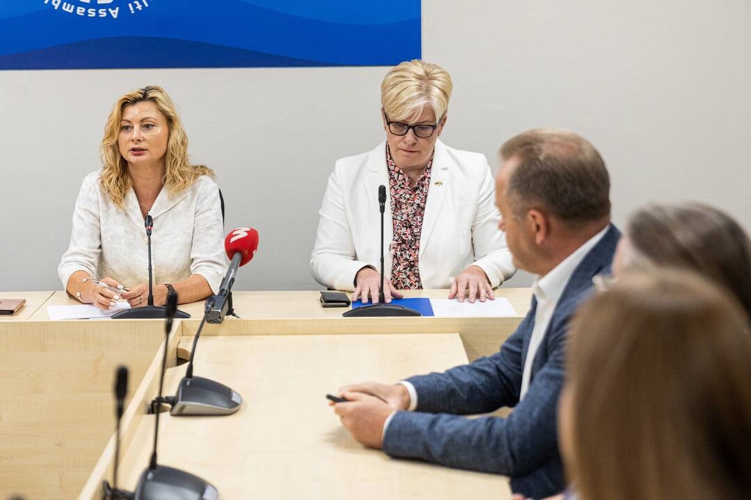 I. Šimonytė susitinka su Seimo frakcijomis