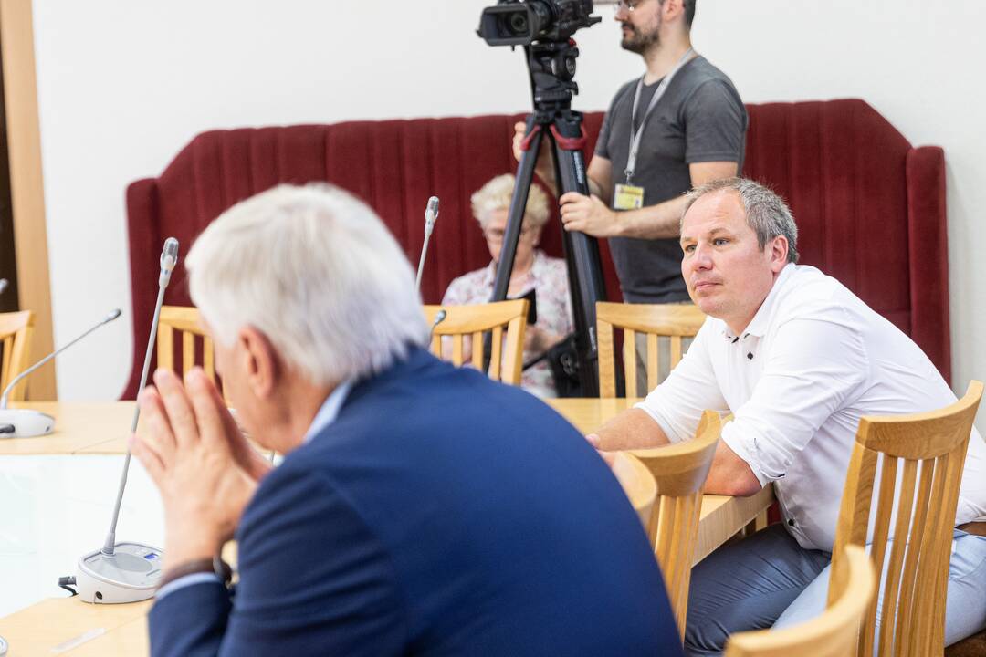 I. Šimonytė susitinka su Seimo frakcijomis