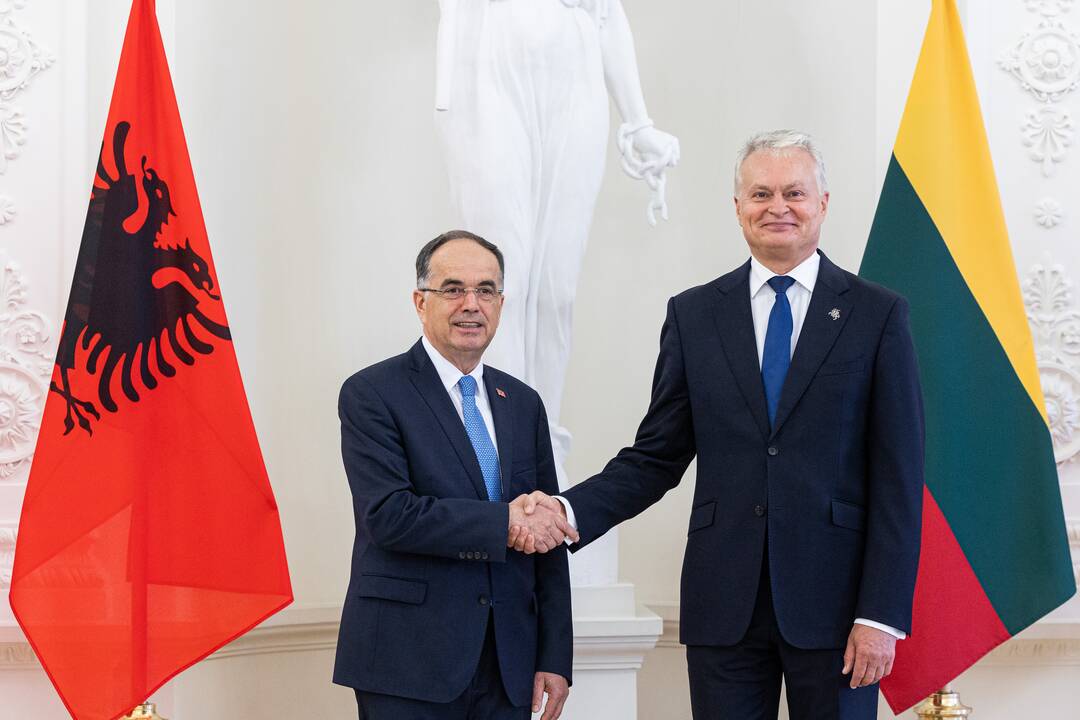 Lietuvoje lankosi Albanijos prezidentas