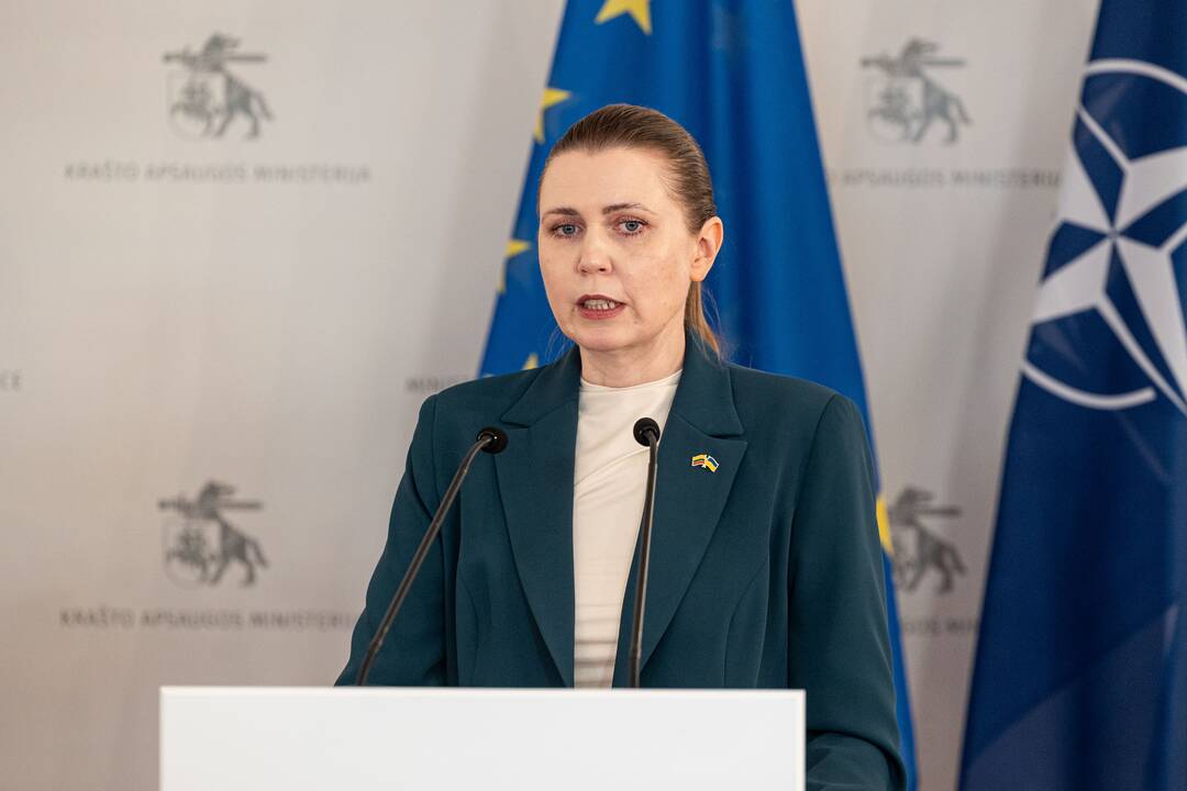 Bendradarbiavimo susitarimo dėl Lietuvos mokinių ir jaunimo pilietinio ir patriotinio ugdymo pasirašymas