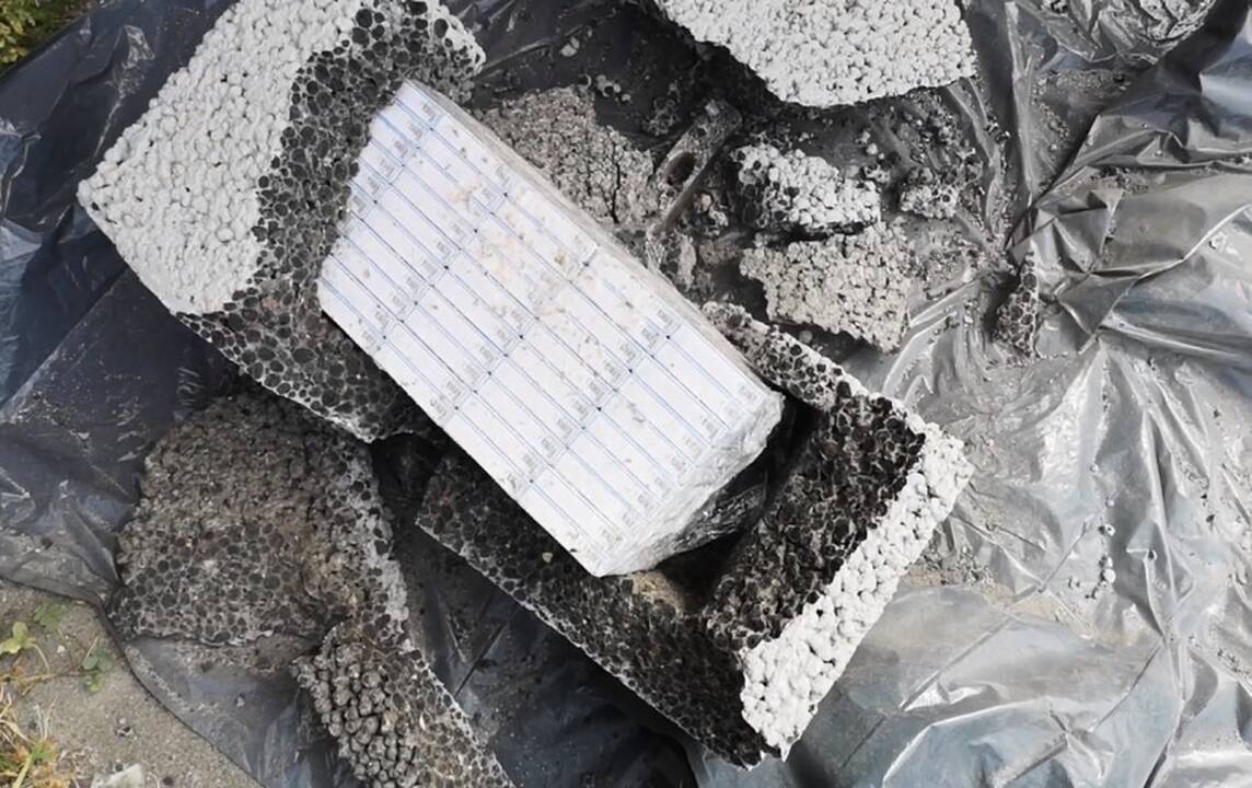 Per pasalą policija sulaikė 103 tūkst. pakelių kontrabandinių cigarečių