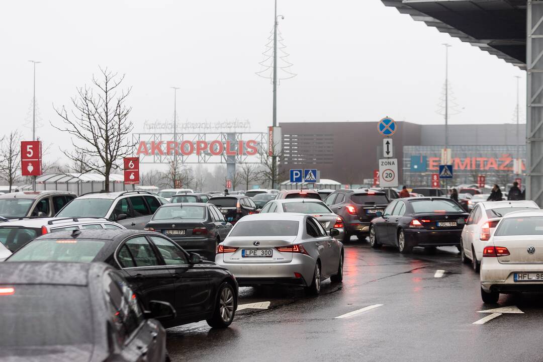 Apsipirkimo karštligė prieš šventes Vilniuje