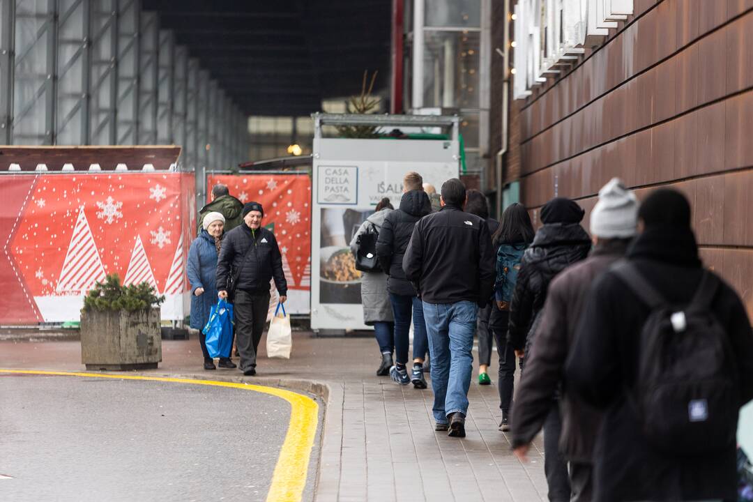 Apsipirkimo karštligė prieš šventes Vilniuje