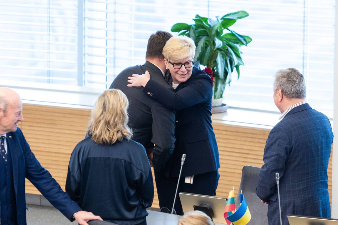 Seime prisiekė naujasis krašto apsaugos ministras