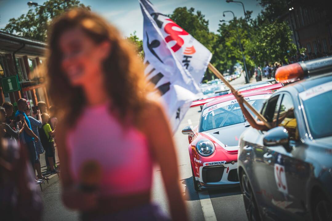 Palanga alsuoja „Aurum 1006 km lenktynių“ ritmu