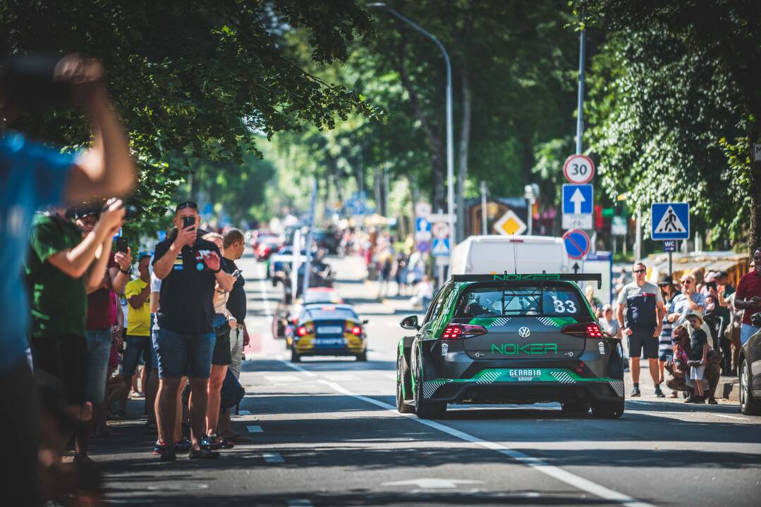 Palanga alsuoja „Aurum 1006 km lenktynių“ ritmu