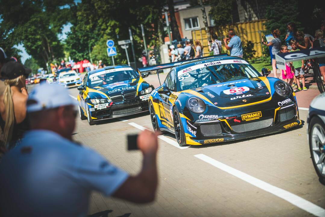 Palanga alsuoja „Aurum 1006 km lenktynių“ ritmu