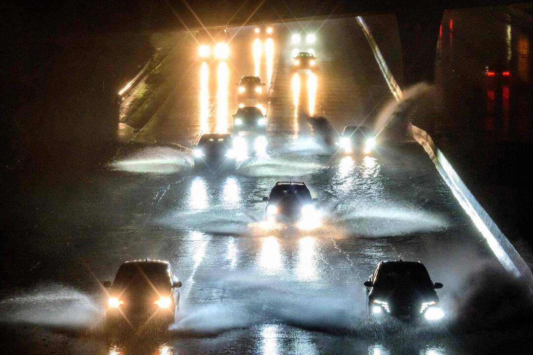 „Ciklono-bombos“ nuniokotoje Kalifornijoje paskelbta nepaprastoji padėtis