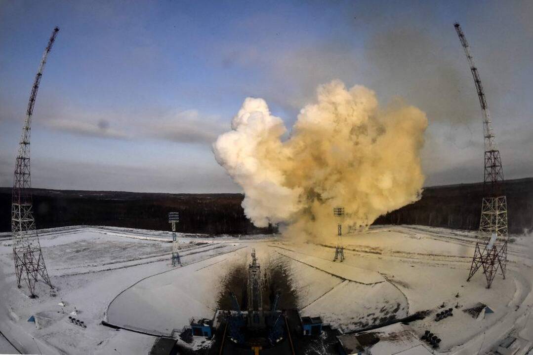 Dėl nesėkmingo raketos paleidimo rusai žada ieškoti kaltų