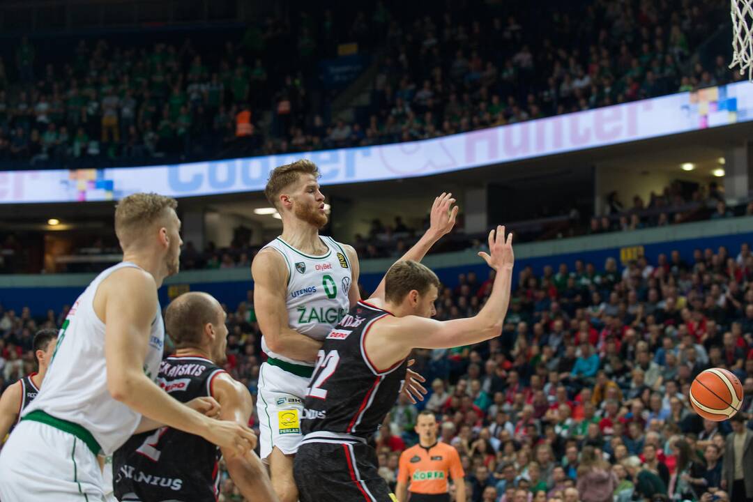 Vilniuje dominavęs „Žalgiris“ tapo vienvaldžiu LKL lyderiu