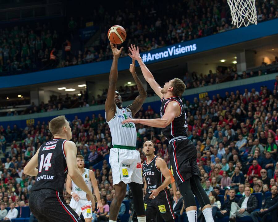 Vilniuje dominavęs „Žalgiris“ tapo vienvaldžiu LKL lyderiu