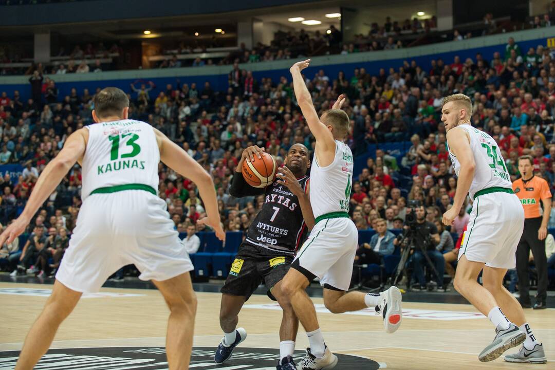 Vilniuje dominavęs „Žalgiris“ tapo vienvaldžiu LKL lyderiu