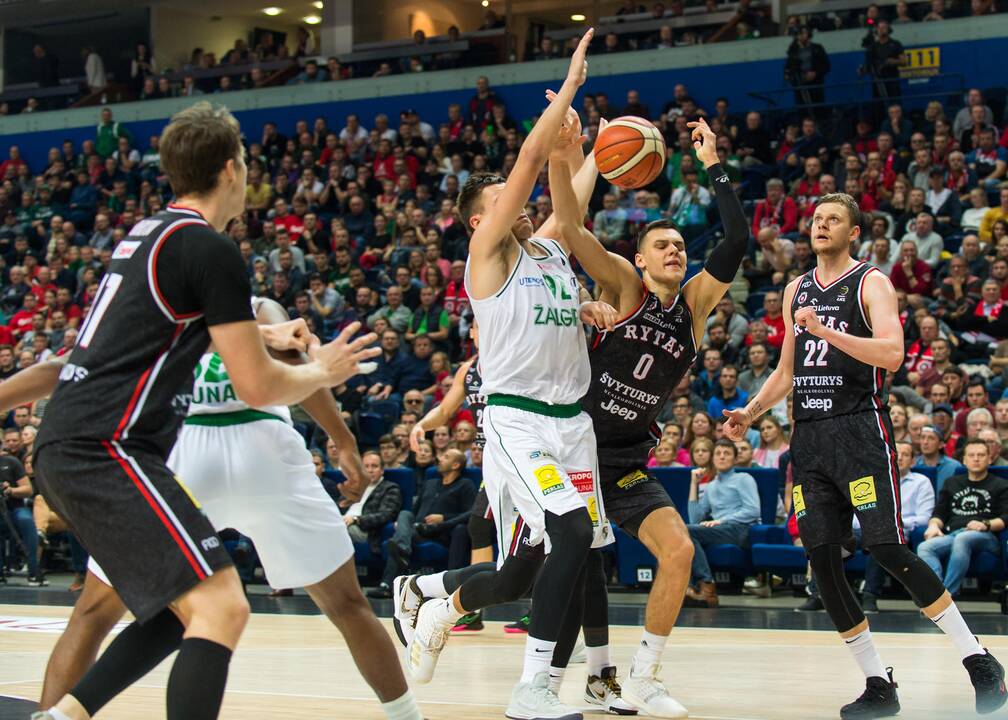 Vilniuje dominavęs „Žalgiris“ tapo vienvaldžiu LKL lyderiu