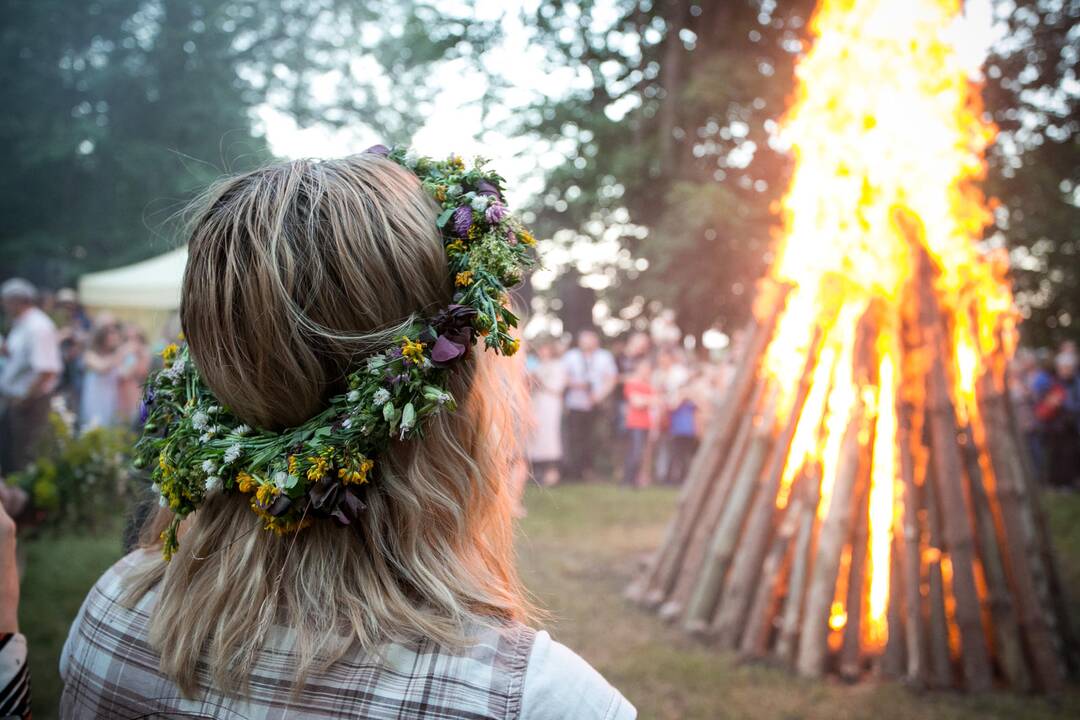 Tyrimas: kiek lietuviams kainuos Joninių naktis?