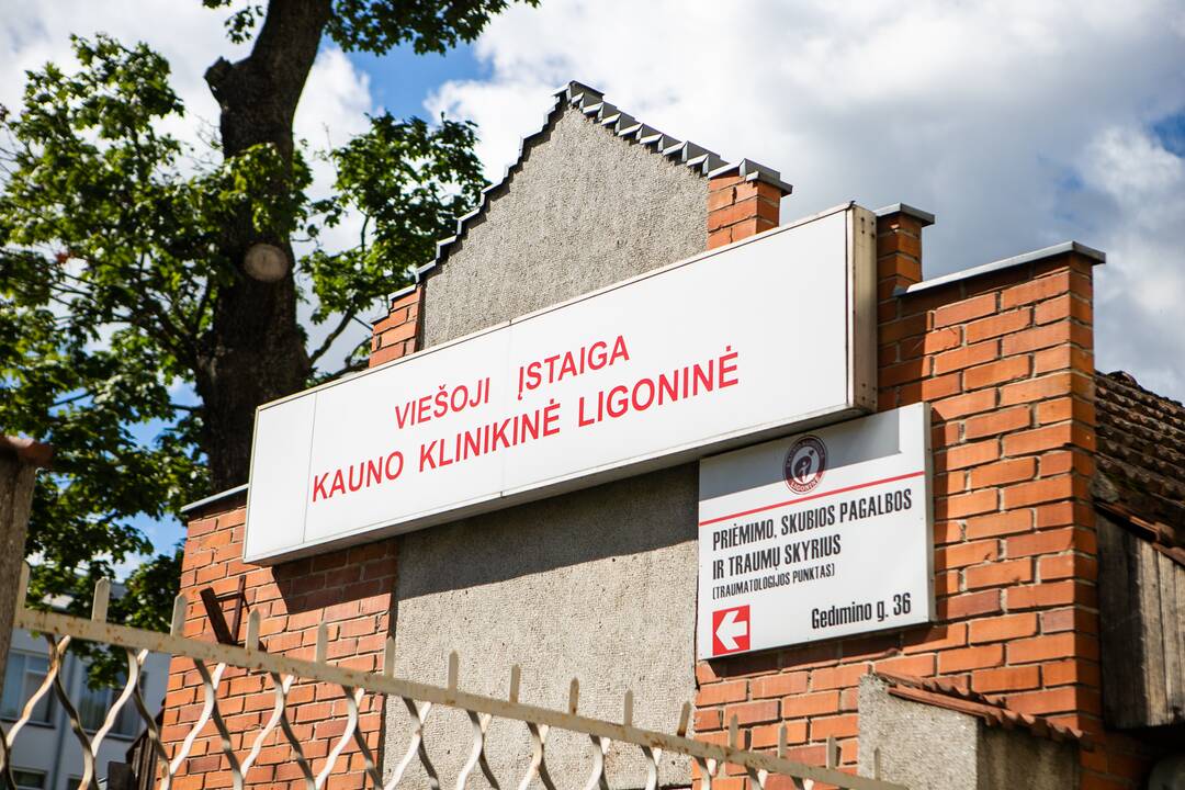 Pacientų eilės prie KKL Priėmimo, skubios pagalbos ir traumų skyriaus