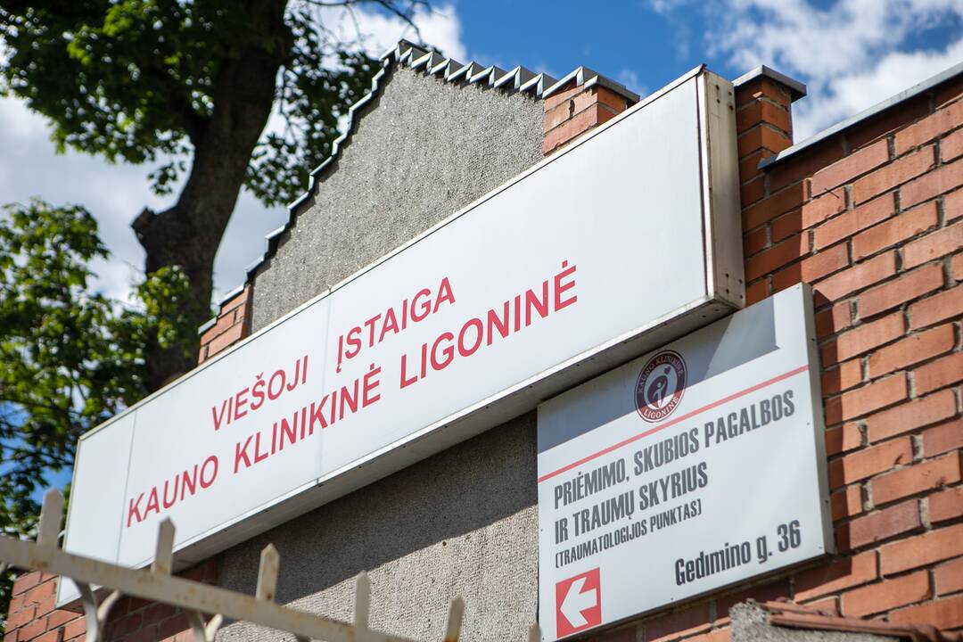 Pacientų eilės prie KKL Priėmimo, skubios pagalbos ir traumų skyriaus