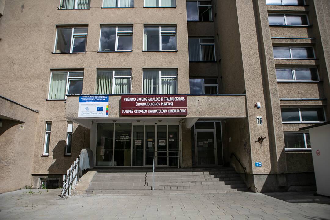 Pacientų eilės prie KKL Priėmimo, skubios pagalbos ir traumų skyriaus