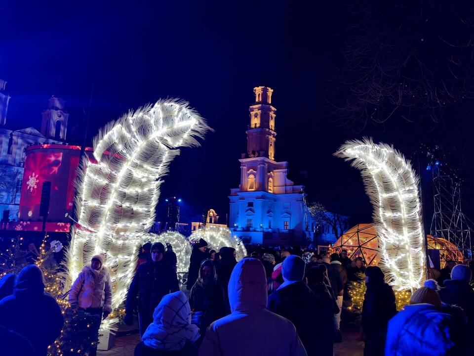 Kaunas plūsta į Rotušės aikštę