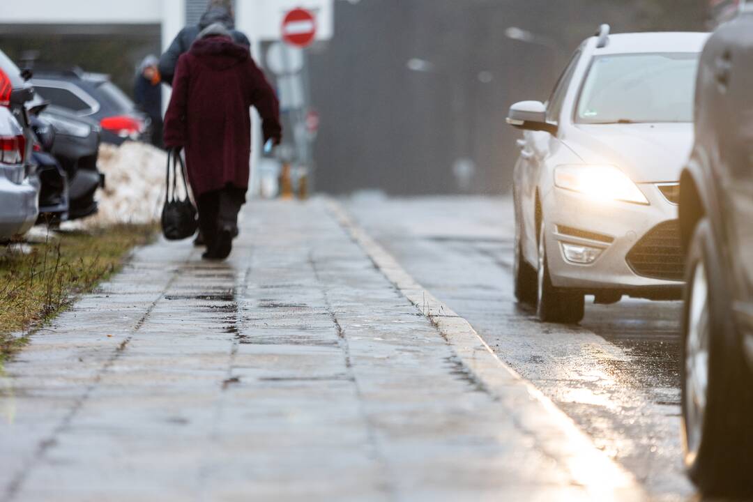 Dėl plikledžio Vilniuje padvigubėjo traumas patyrusių pacientų