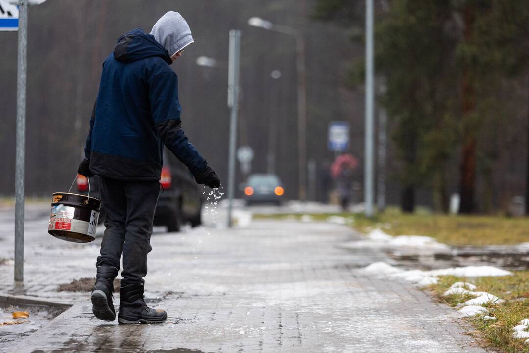 Dėl plikledžio Vilniuje padvigubėjo traumas patyrusių pacientų