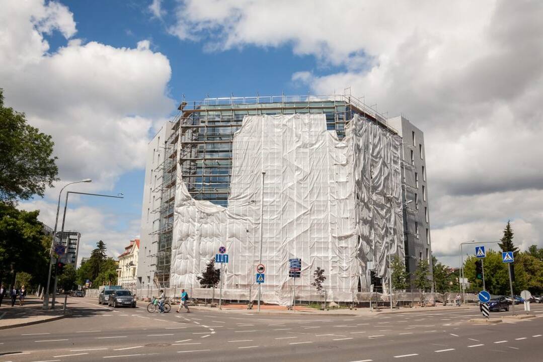 Teismas atmetė statytojų skundą dėl neišduoto statybos leidimo „Maskvos namams“