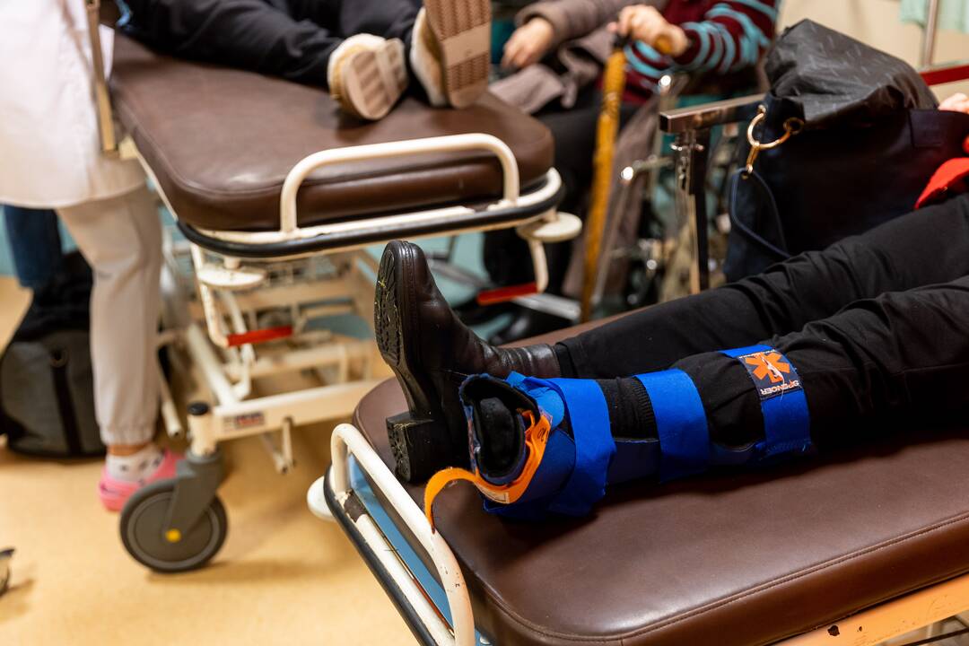 Dėl plikledžio Vilniuje padvigubėjo traumas patyrusių pacientų